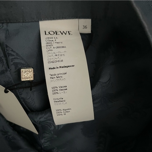 LOEWE Asymmetric curl skirt panels Jacquard 36
S2295191AK4985 - Picture 8 of 16